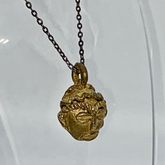 Tribal Mask Necklace - Picture 5 of 11